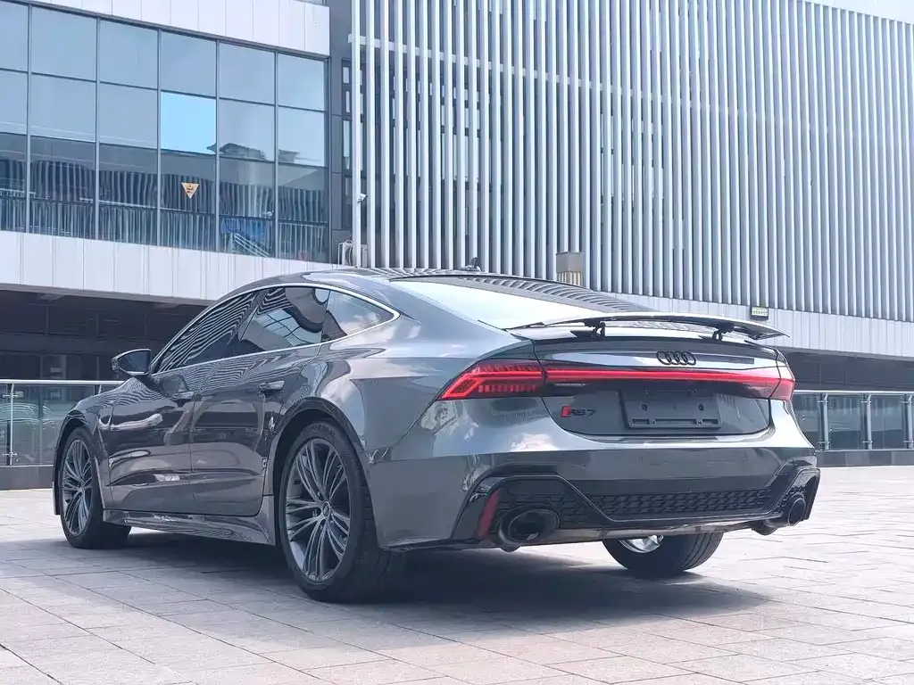 Audi A7 — фото 3