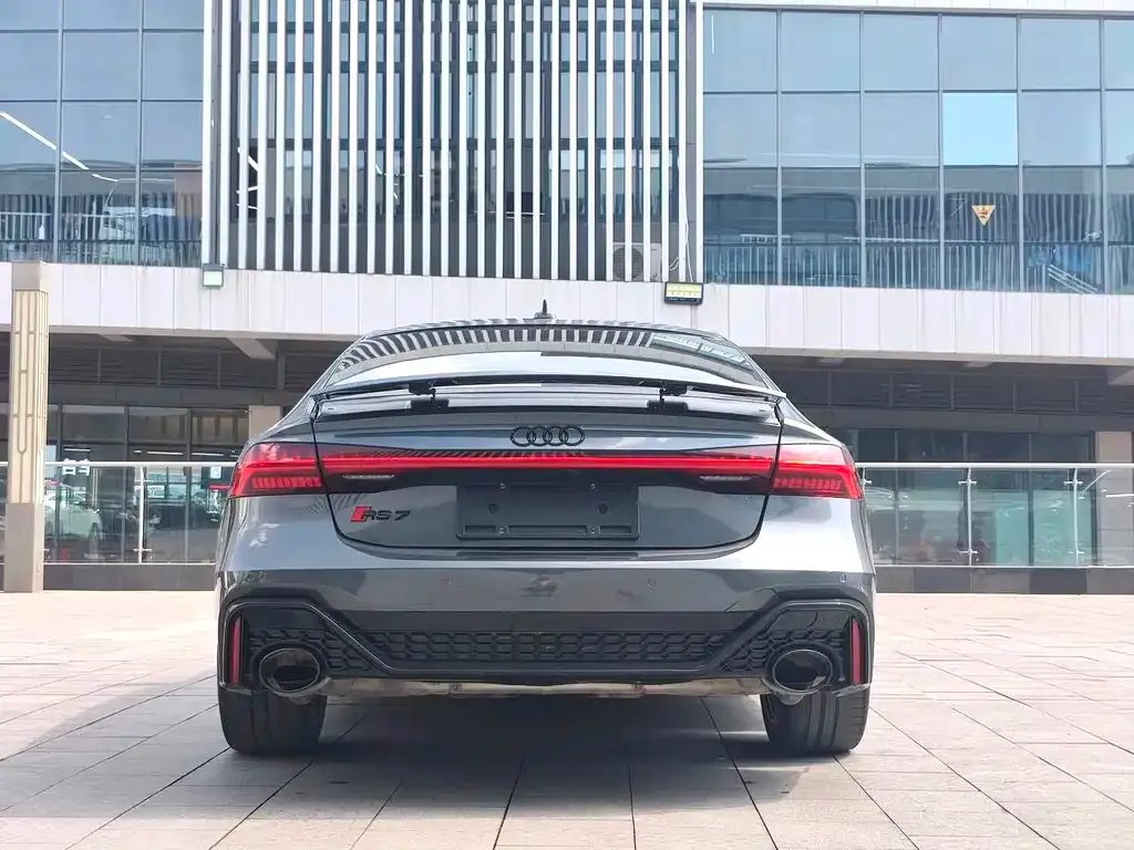 Audi A7 — фото 6
