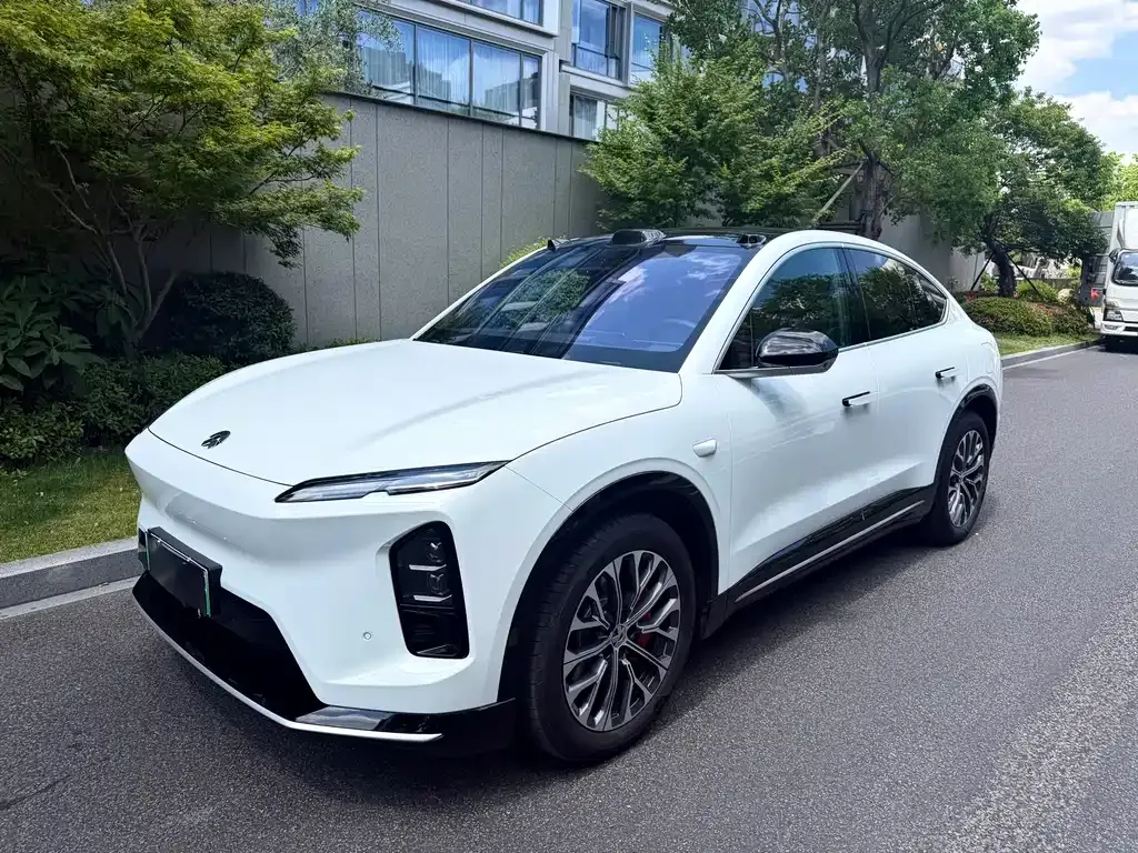 NIO EC6 — фото 1