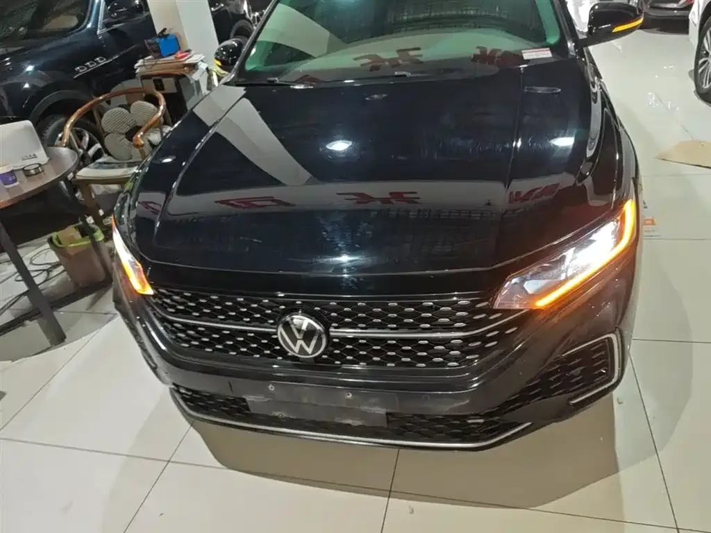 Volkswagen Passat — фото 6