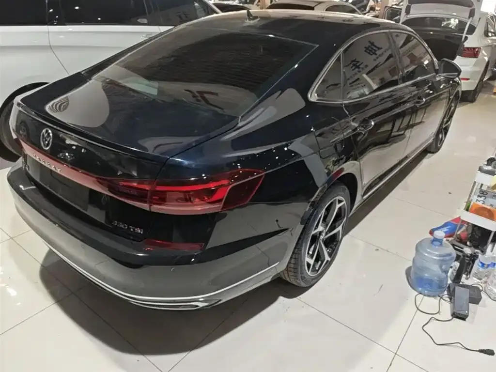Volkswagen Passat — фото 4