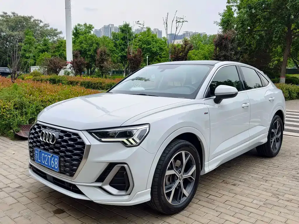 Audi Q3 Sportback 2021 из CN, фото 1