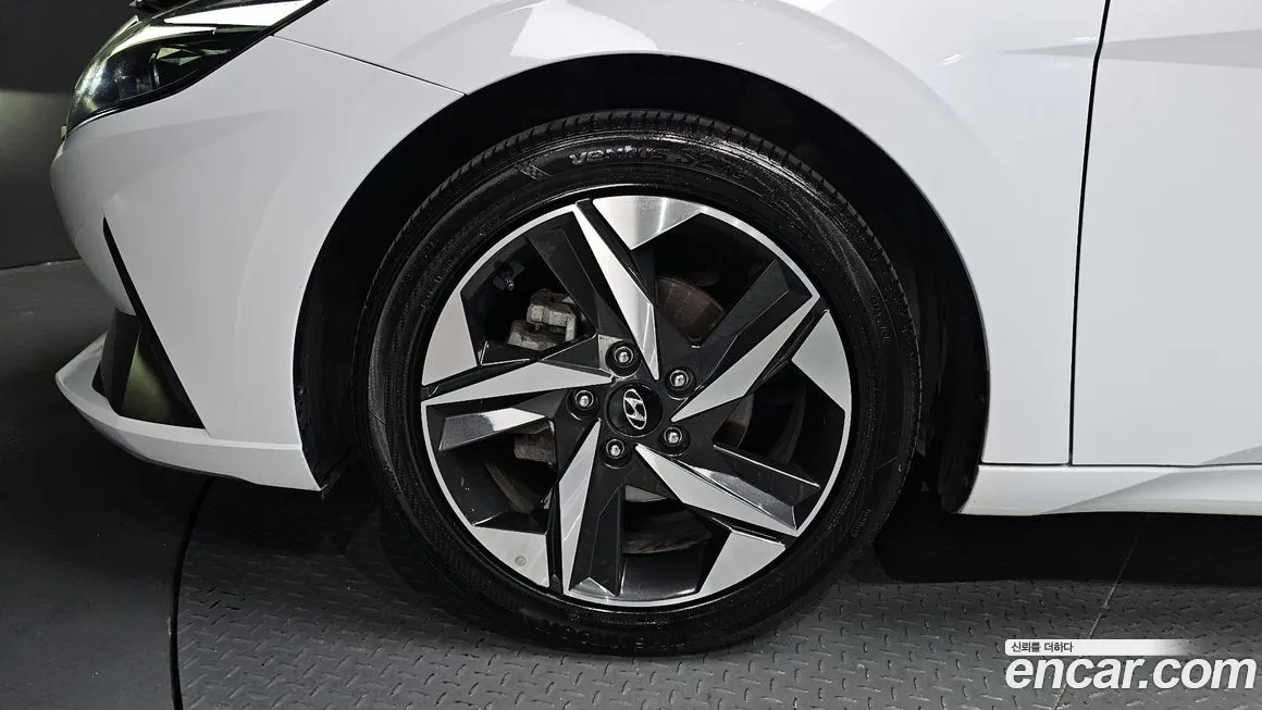 Hyundai AVANTE — фото 7