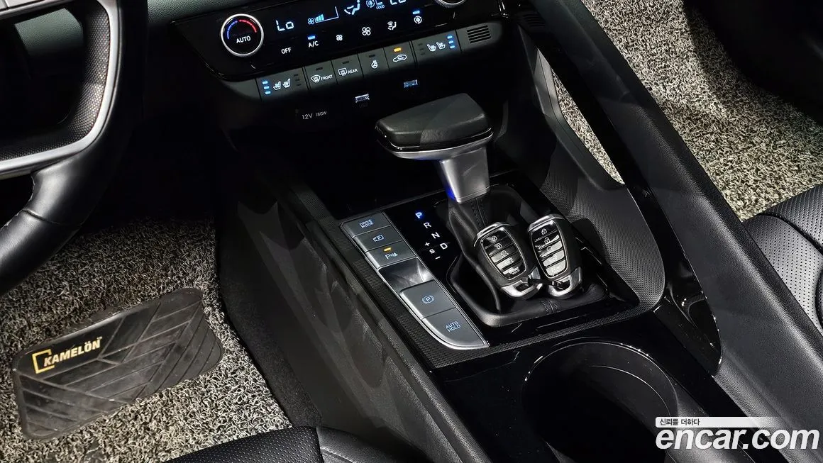 Hyundai AVANTE — фото 3