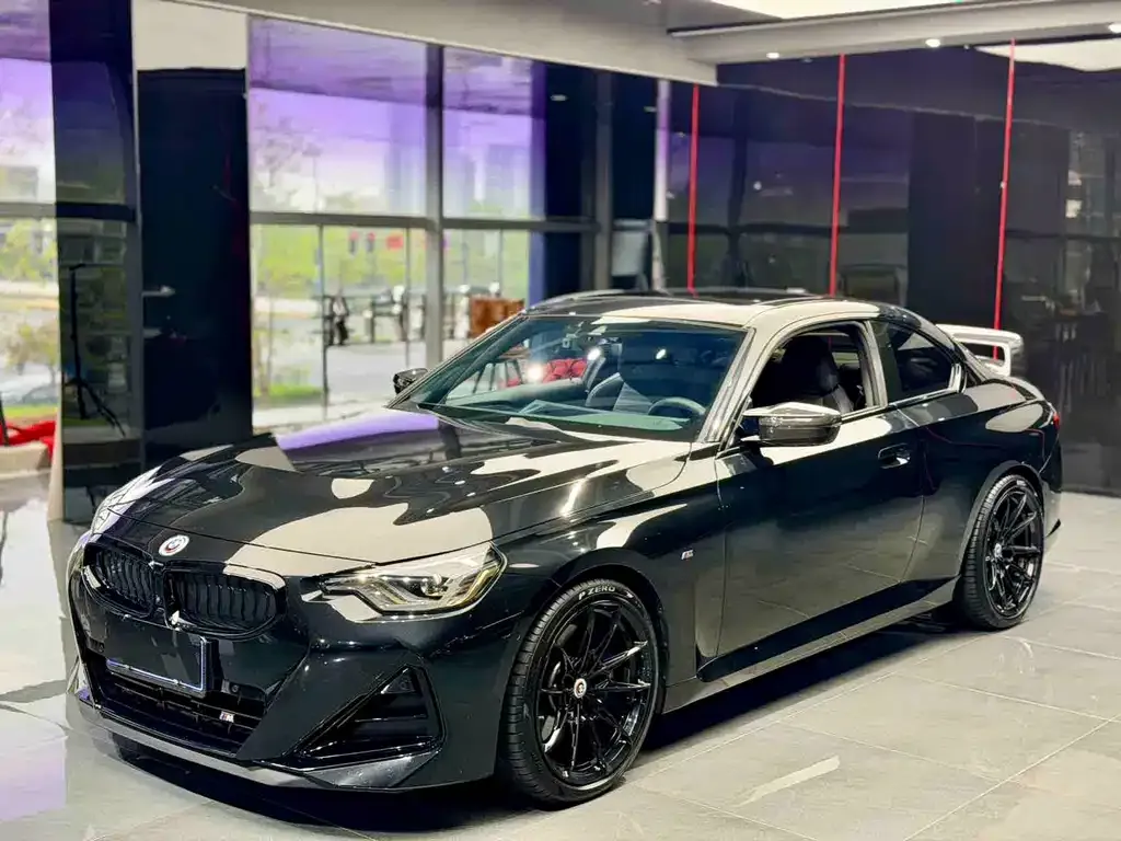BMW M240i