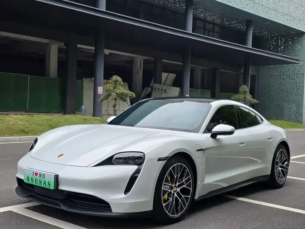 Porsche Taycan