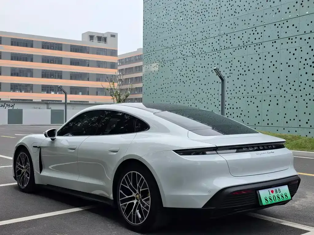 Porsche Taycan 2021 из CN, фото 8