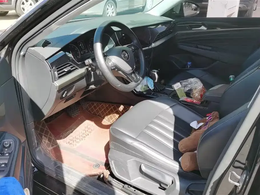 Volkswagen Passat 2021 из CN, фото 10