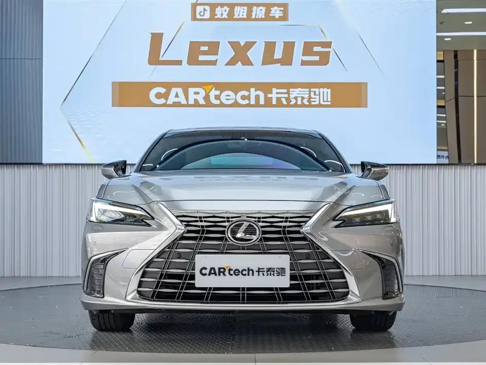 Lexus ES — фото 9