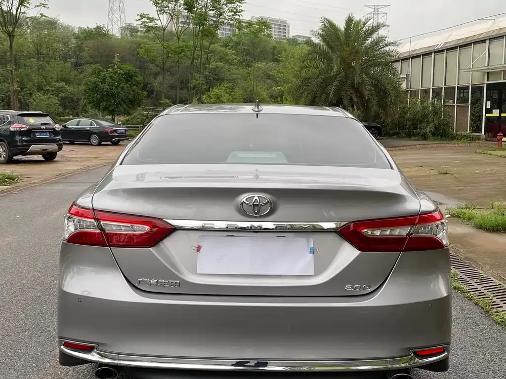 Toyota Camry 2024 из CN, фото 2