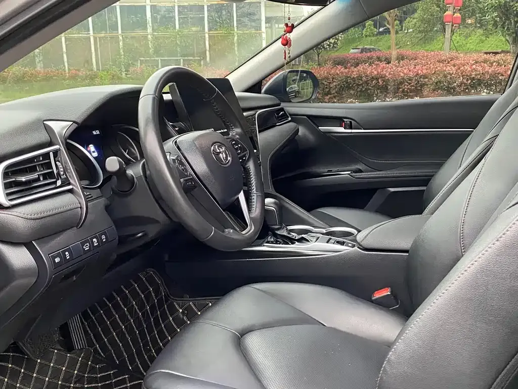 Toyota Camry 2024 из CN, фото 3