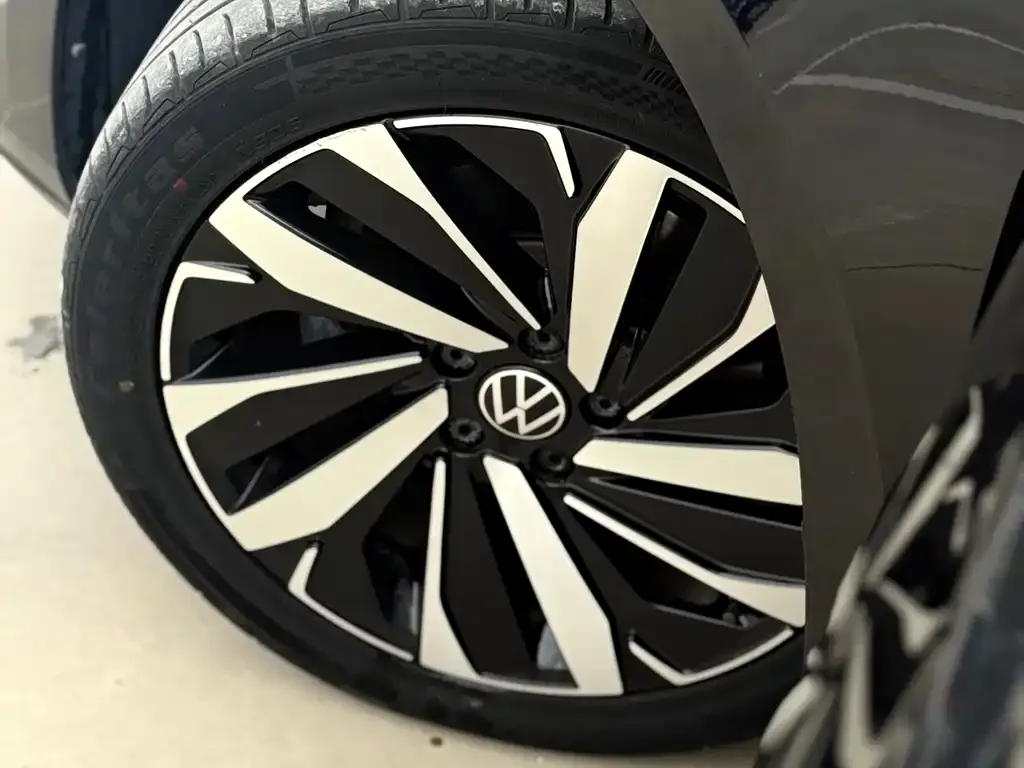 Volkswagen Passat — фото 2