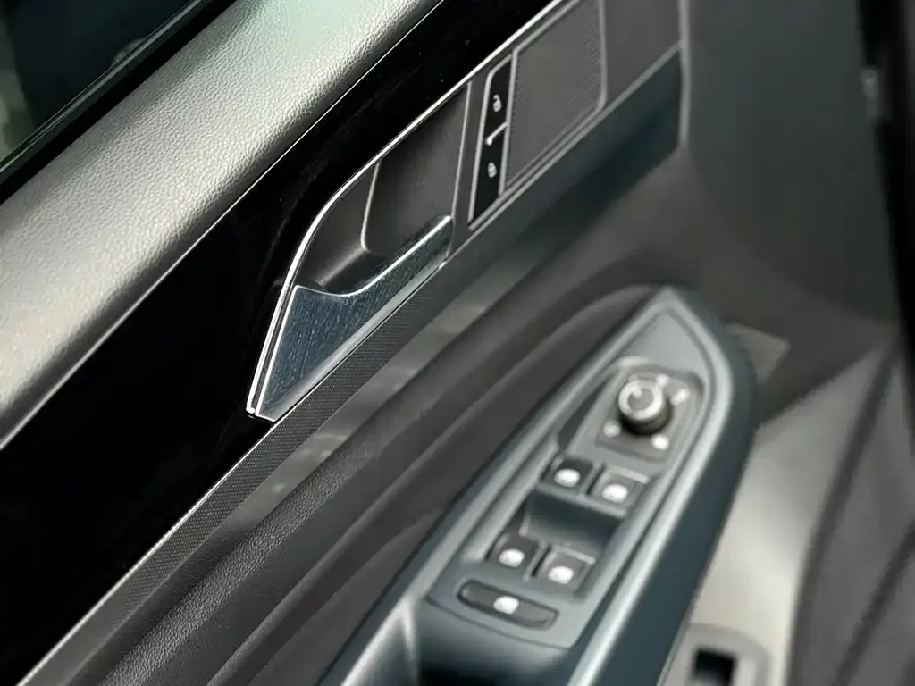 Volkswagen Passat — фото 5