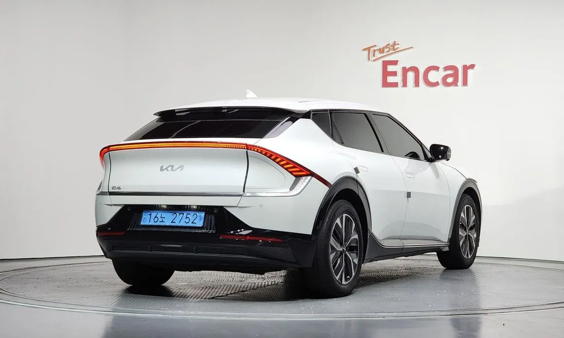 Kia EV6 — фото 2