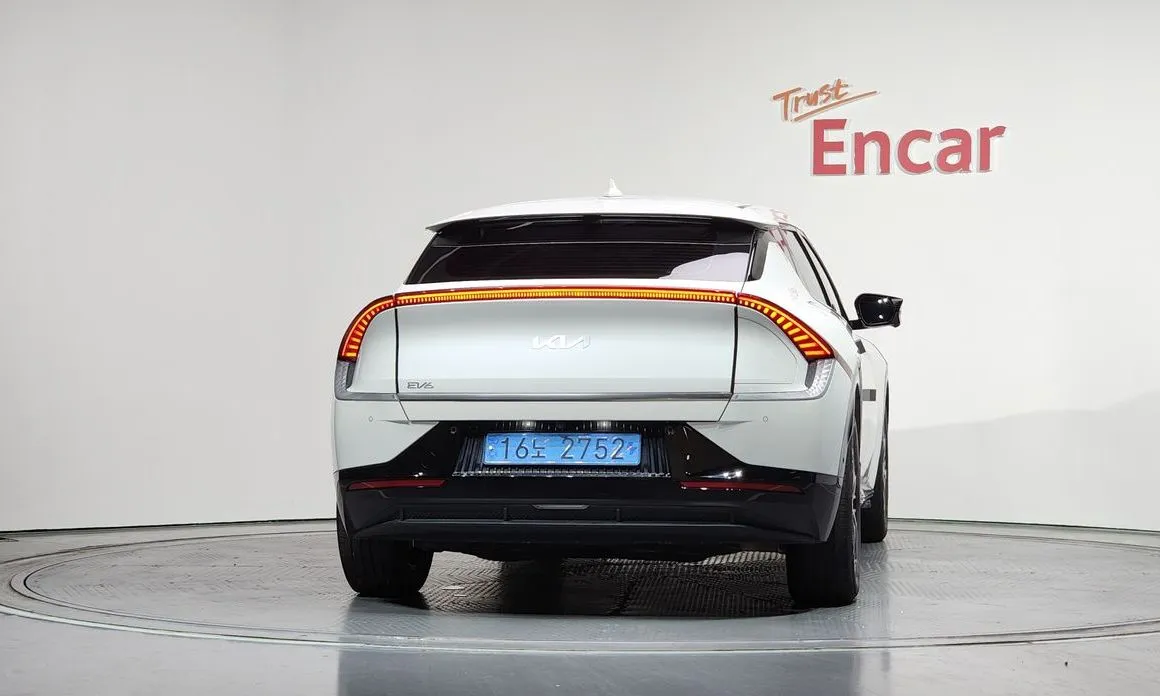 Kia EV6 — фото 3