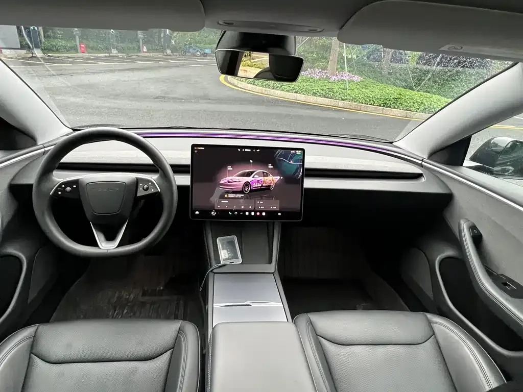 Tesla Model 3 — фото 3