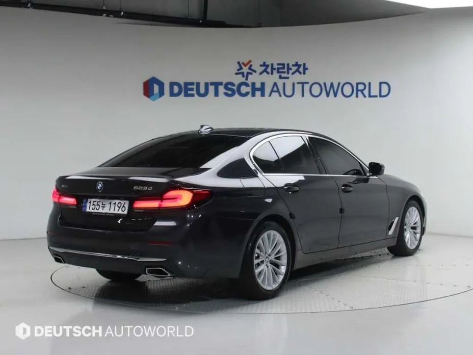 BMW 5-Series 2023 из KR, фото 4