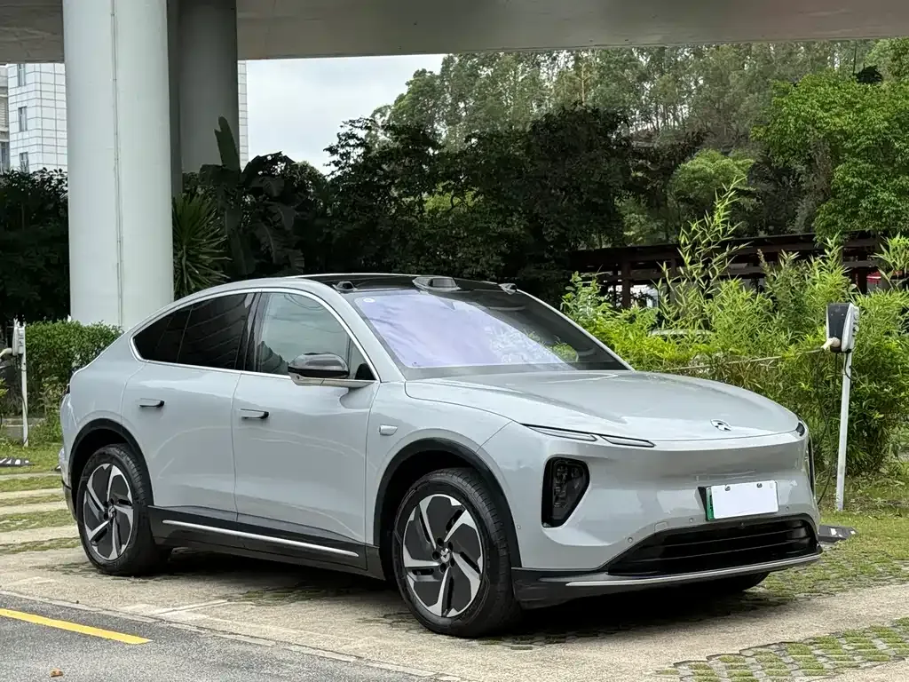 NIO EC6 — фото 10