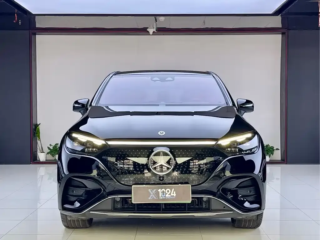 Mercedes-Benz EQE SUV 2023 из CN, фото 10