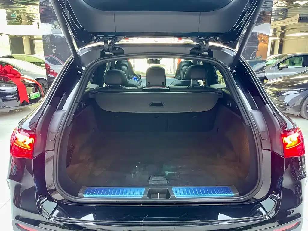 Mercedes-Benz EQE SUV 2023 из CN, фото 7