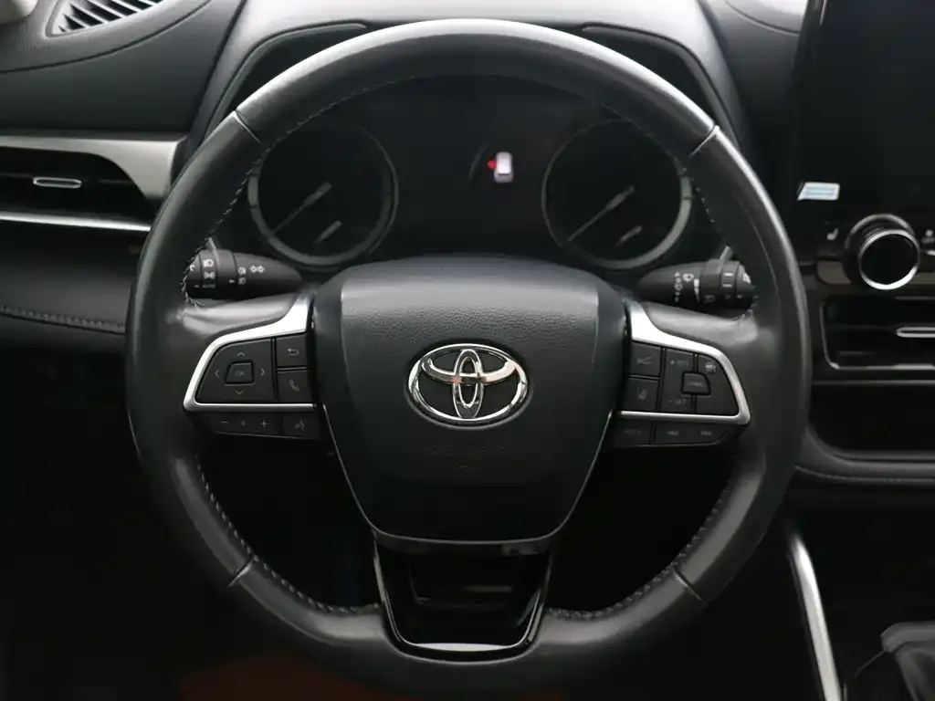 Toyota Highlander 2024 из CN, фото 5