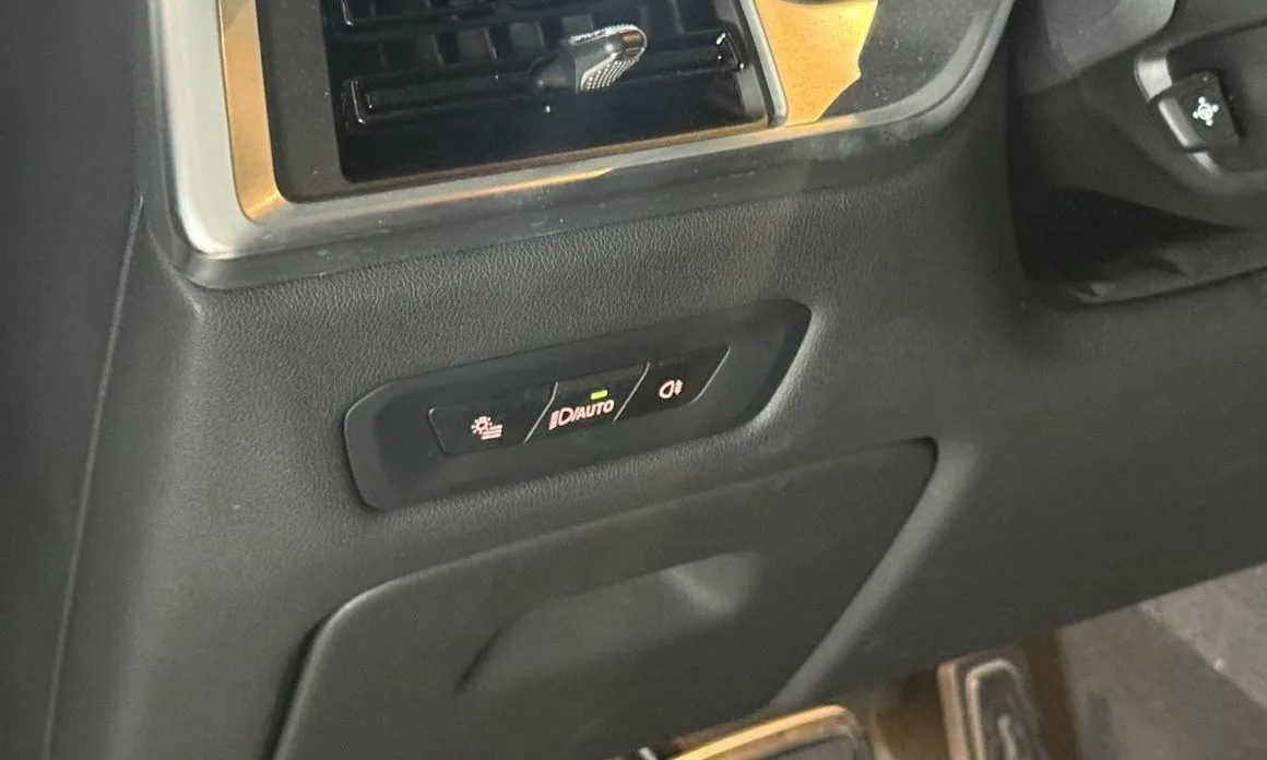BMW X6 2024 из KR, фото 4