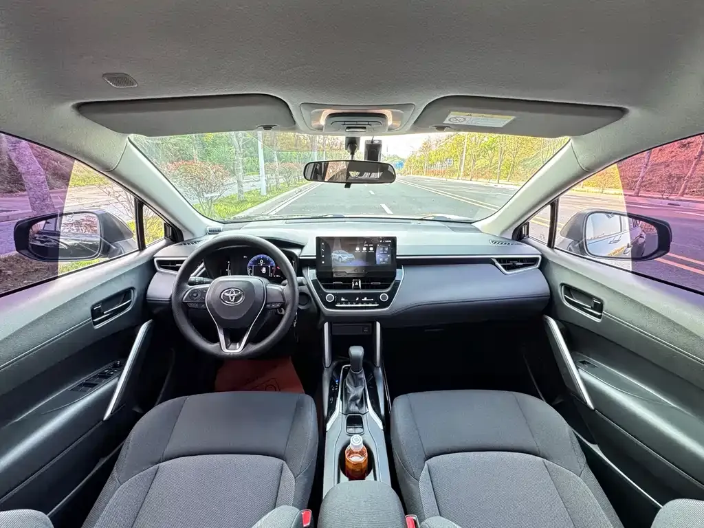 Toyota Frontlander 2024 из CN, фото 8