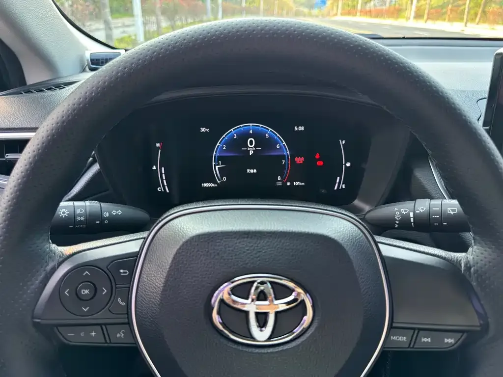 Toyota Frontlander 2024 из CN, фото 9