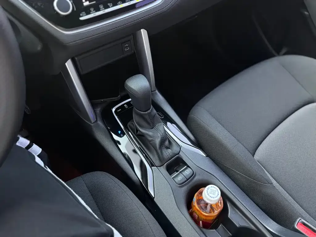 Toyota Frontlander 2024 из CN, фото 10