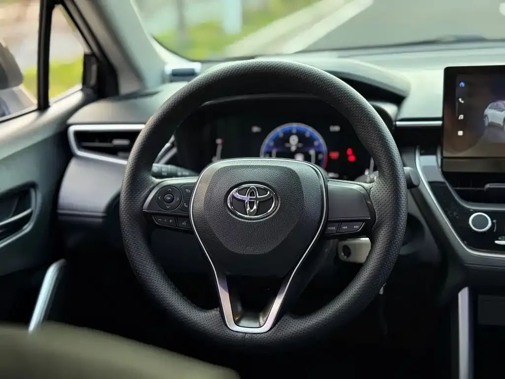 Toyota Frontlander 2024 из CN, фото 3