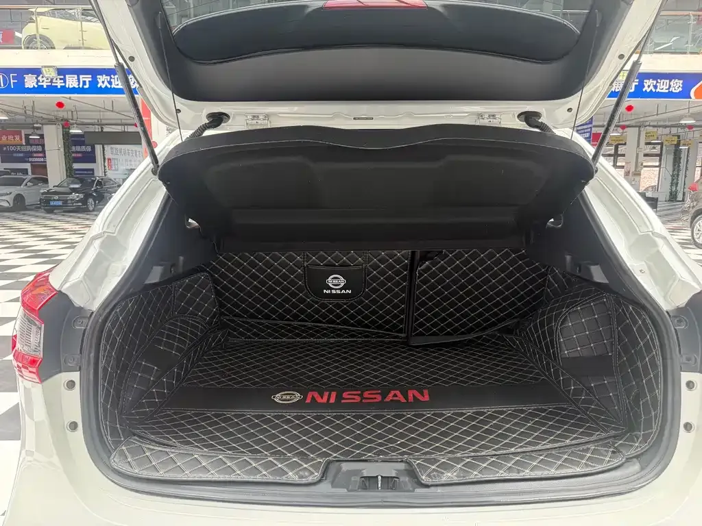 Nissan Qashqai — фото 6
