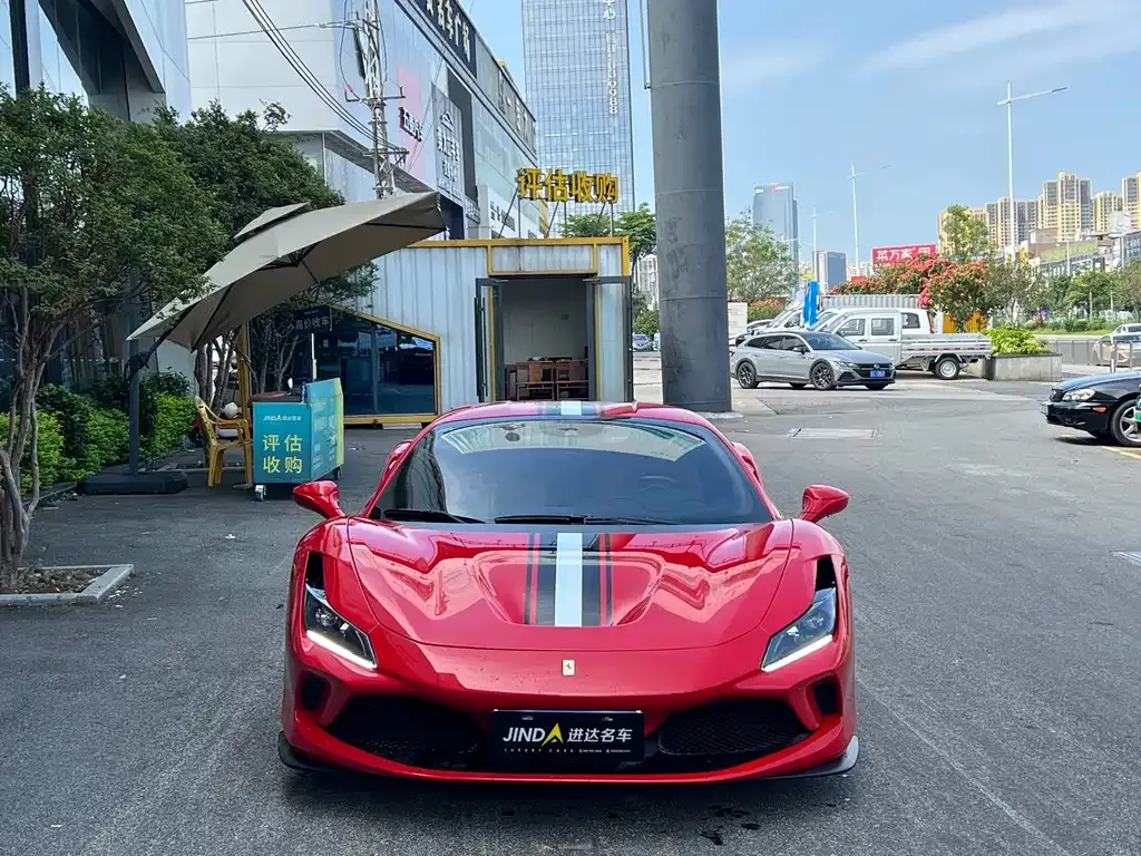 Ferrari F8 — фото 9