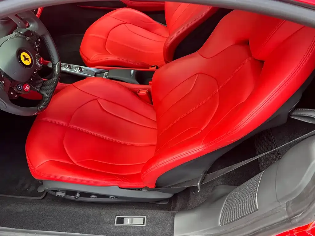 Ferrari F8 — фото 5