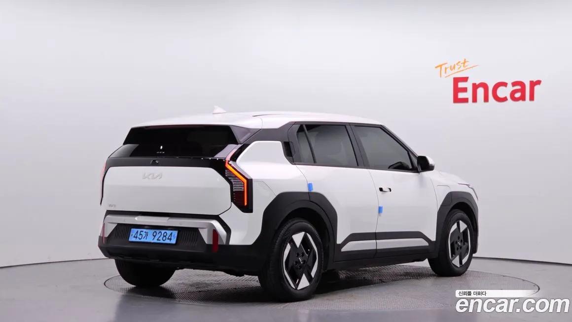 Kia EV3 2025 из KR, фото 3