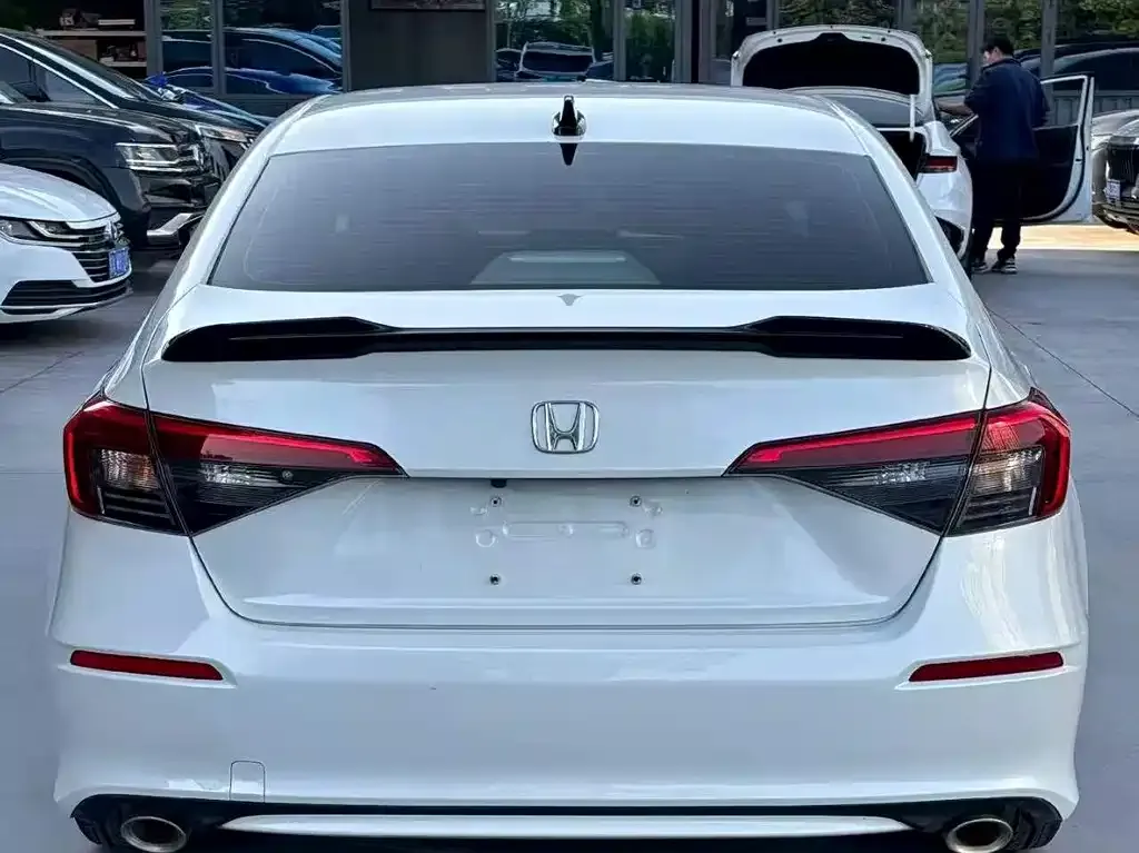 Honda Civic — фото 5