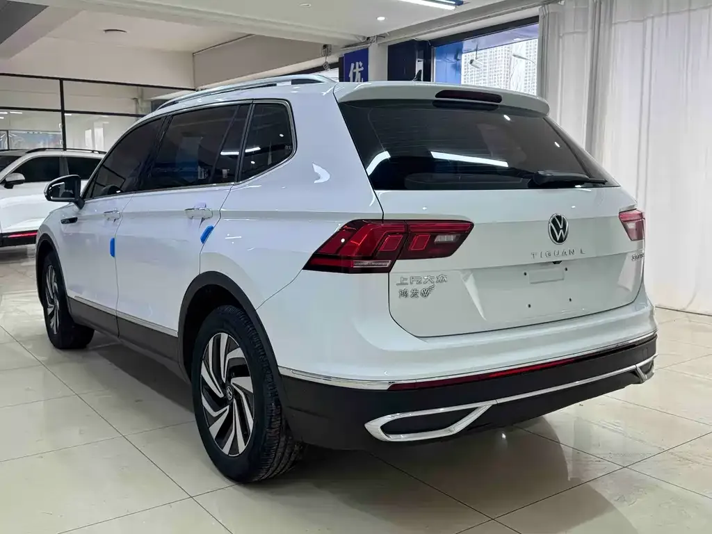 Volkswagen Tiguan L 2022 из CN, фото 6