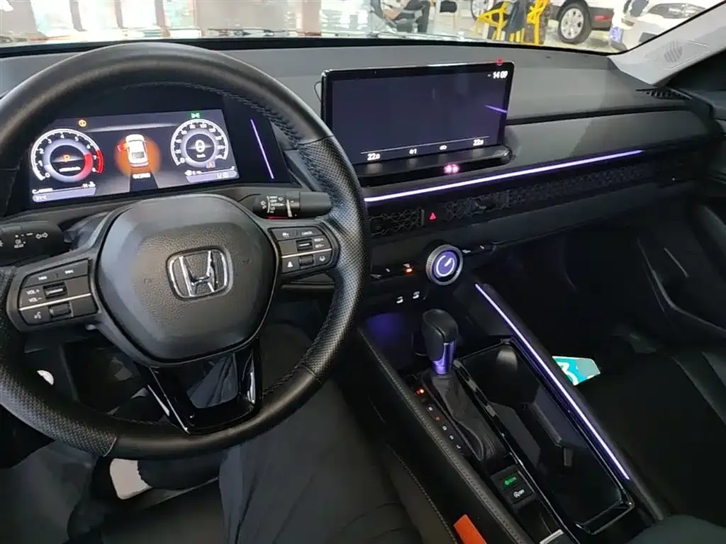 Honda Accord — фото 2