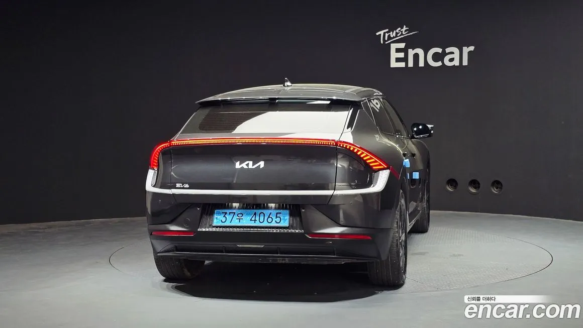 Kia EV6 — фото 4
