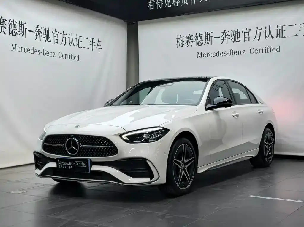 Mercedes-Benz C-Class — фото 1