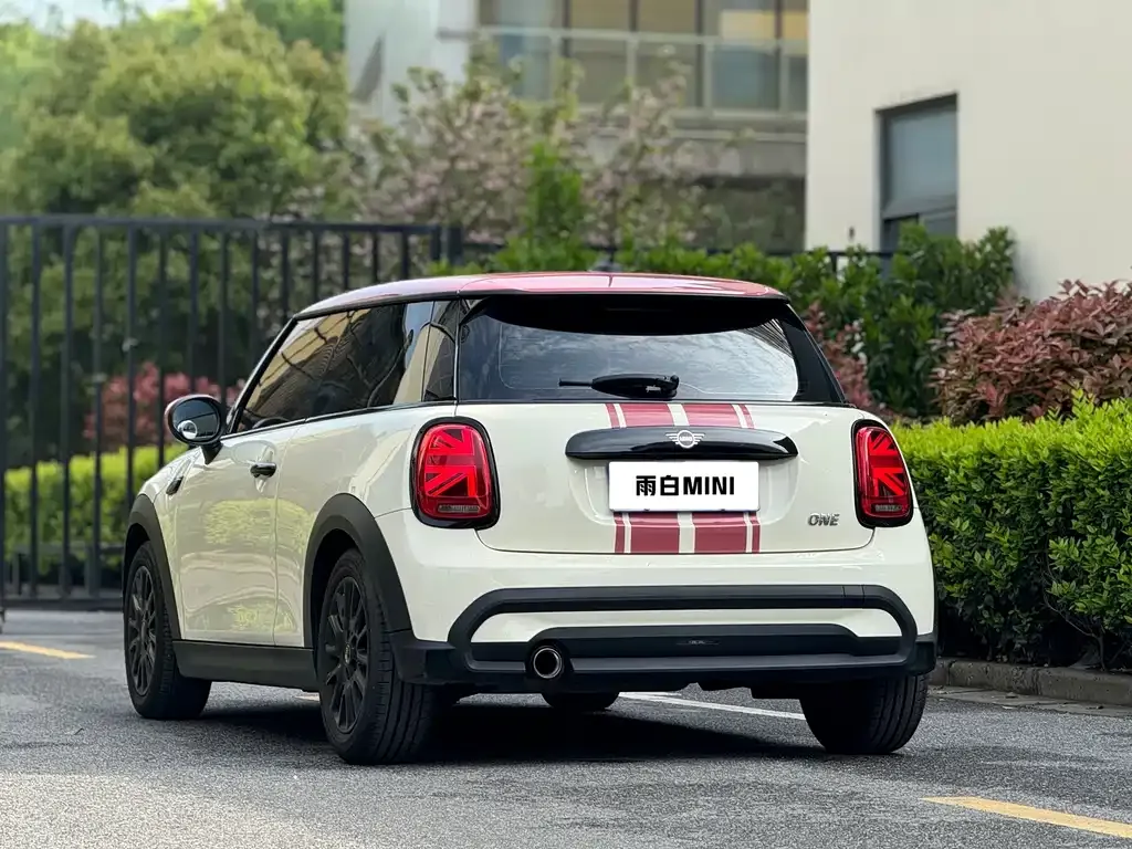 MINI Cooper (3-door) — фото 10