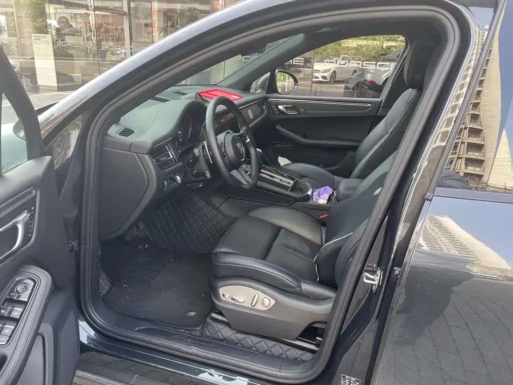 Porsche Macan 2024 из CN, фото 5