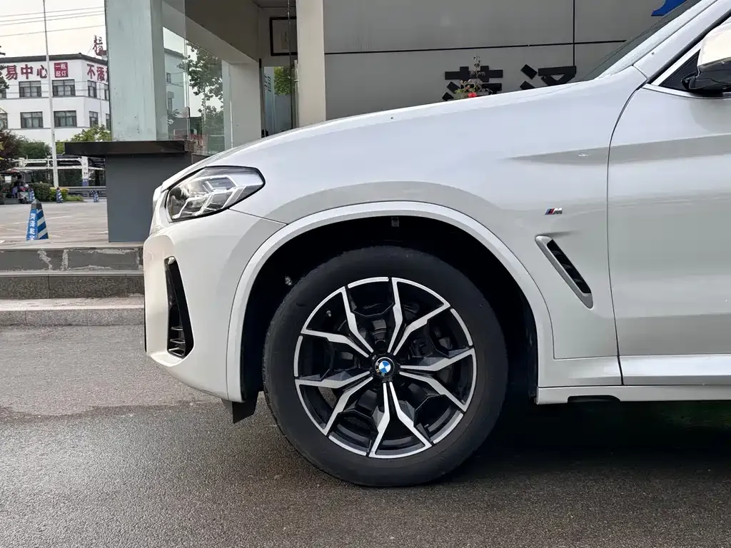 BMW X3 — фото 4
