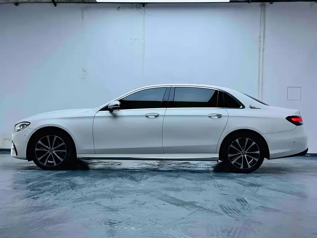 Mercedes-Benz E-Class New Energy 2022 из CN, фото 6