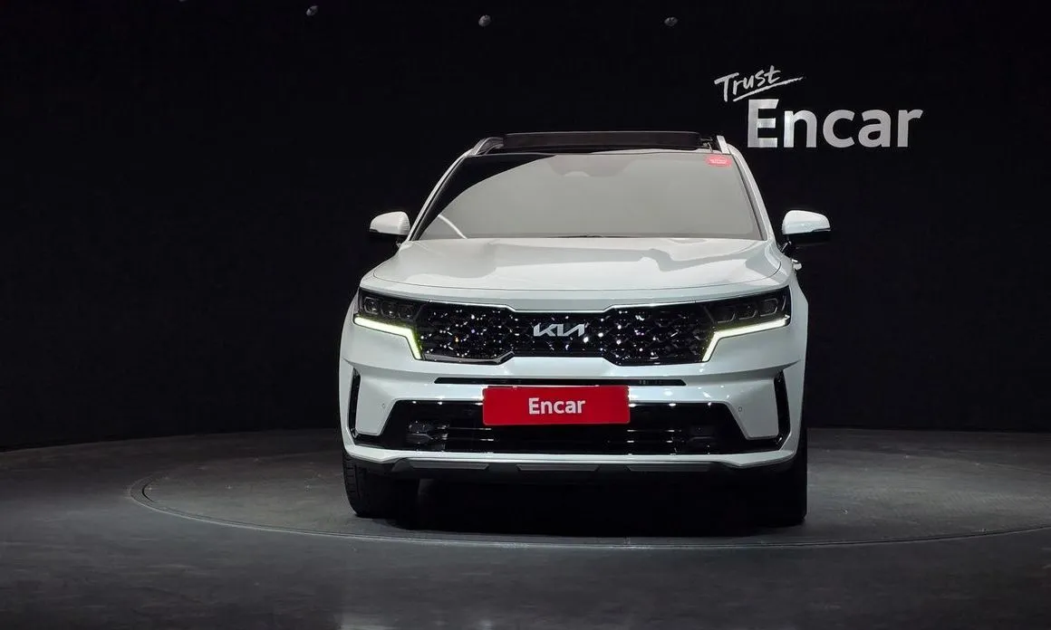 Kia Sorento — фото 6