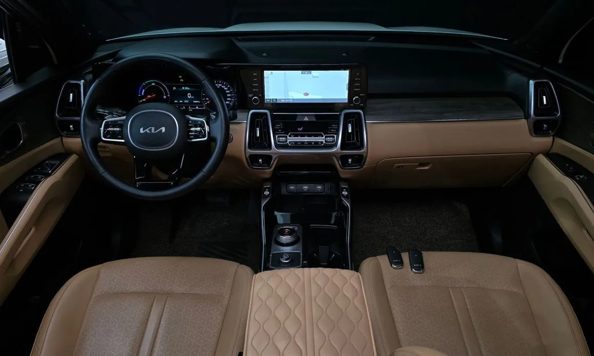 Kia Sorento — фото 9