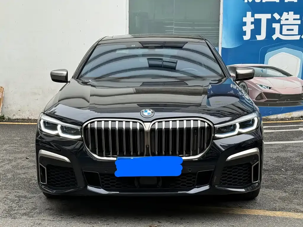 BMW 7 Series 2021 из CN, фото 8