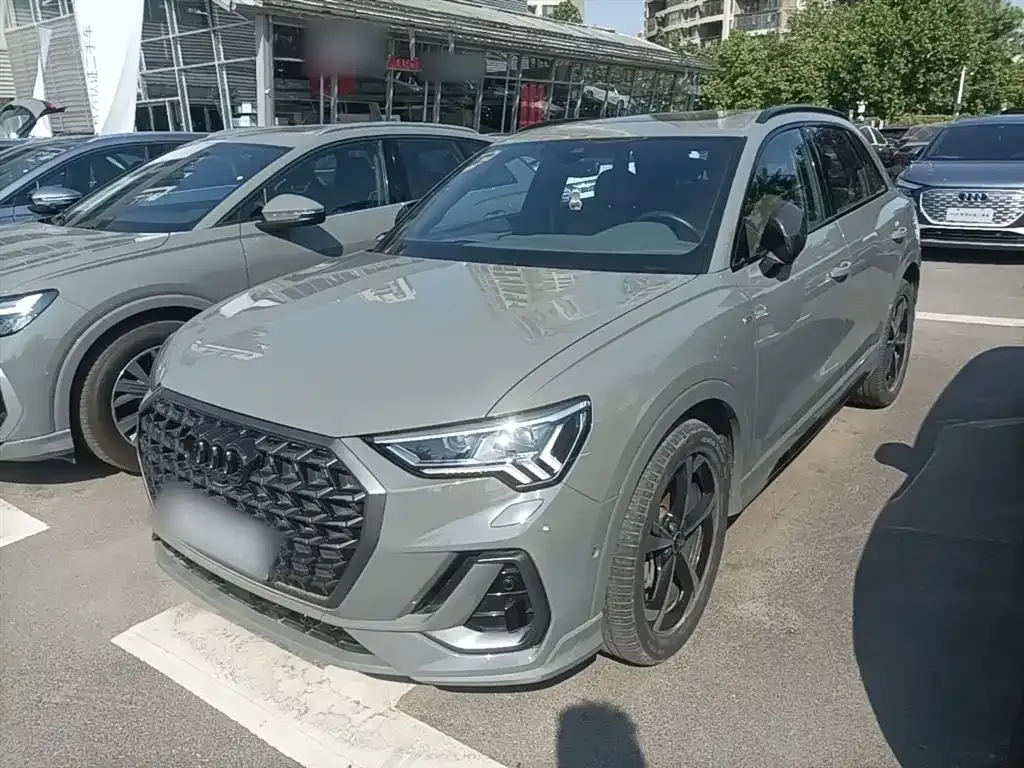 Audi Q3 — фото 6