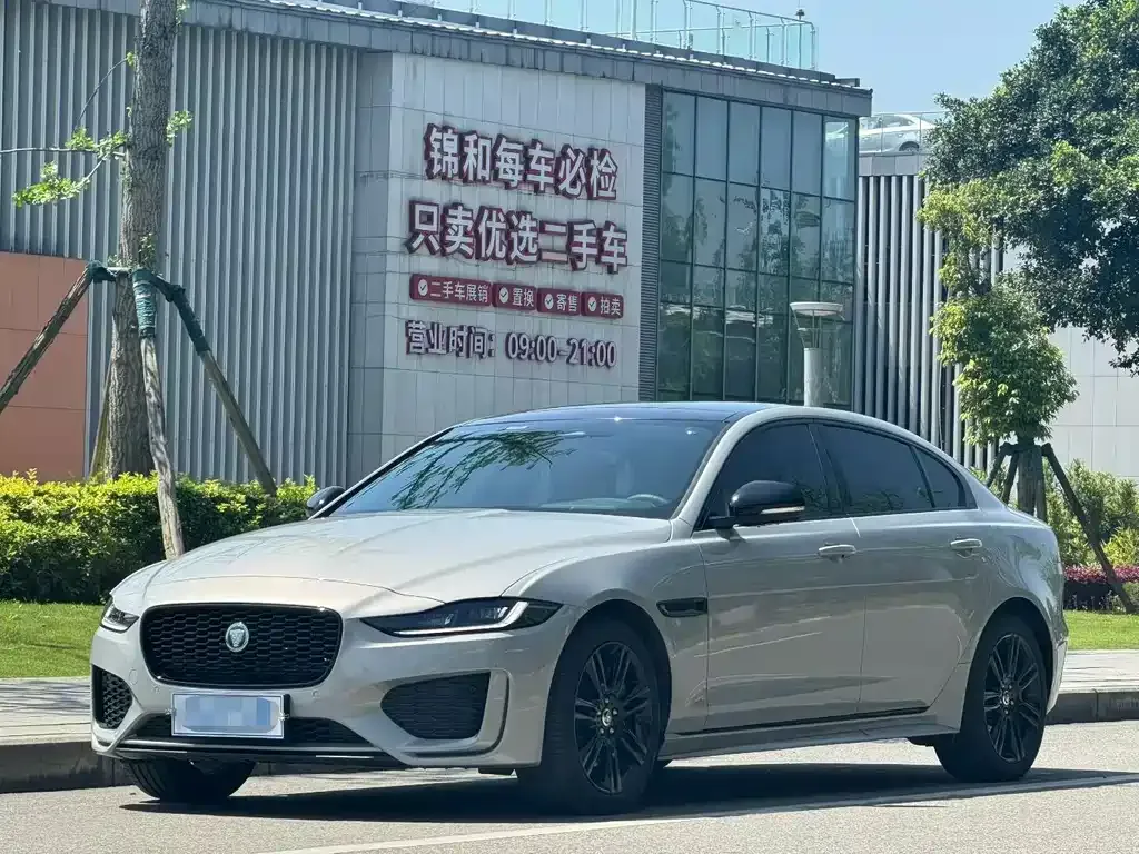 Jaguar XEL — фото 1