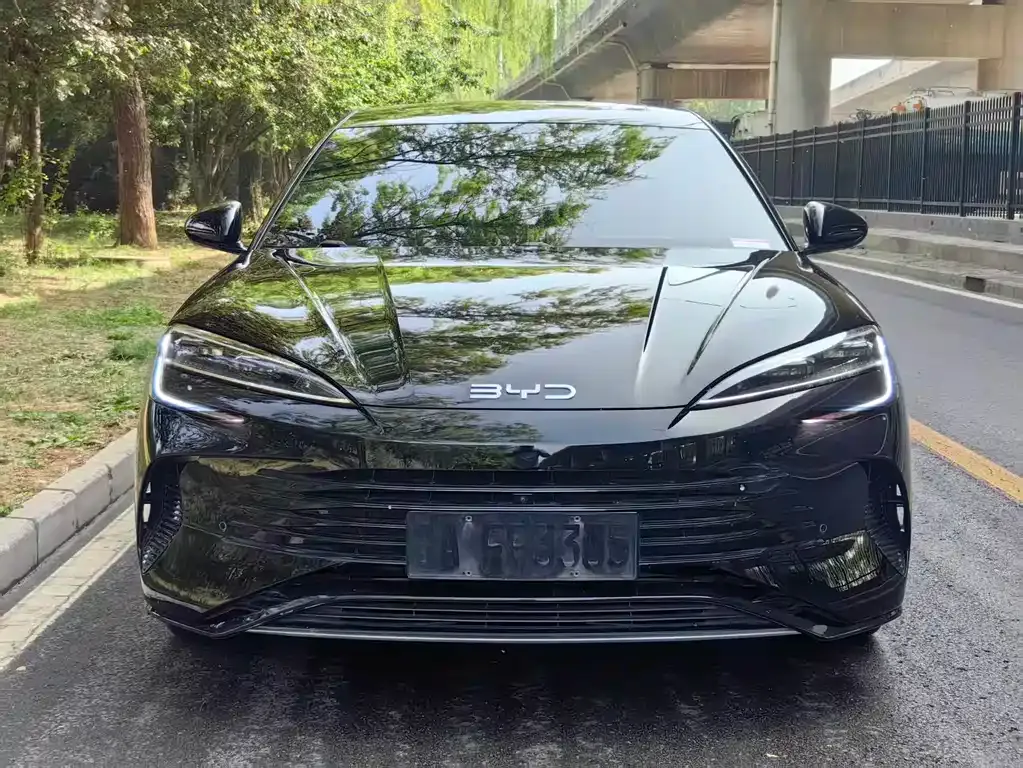 BYD Seal — фото 7