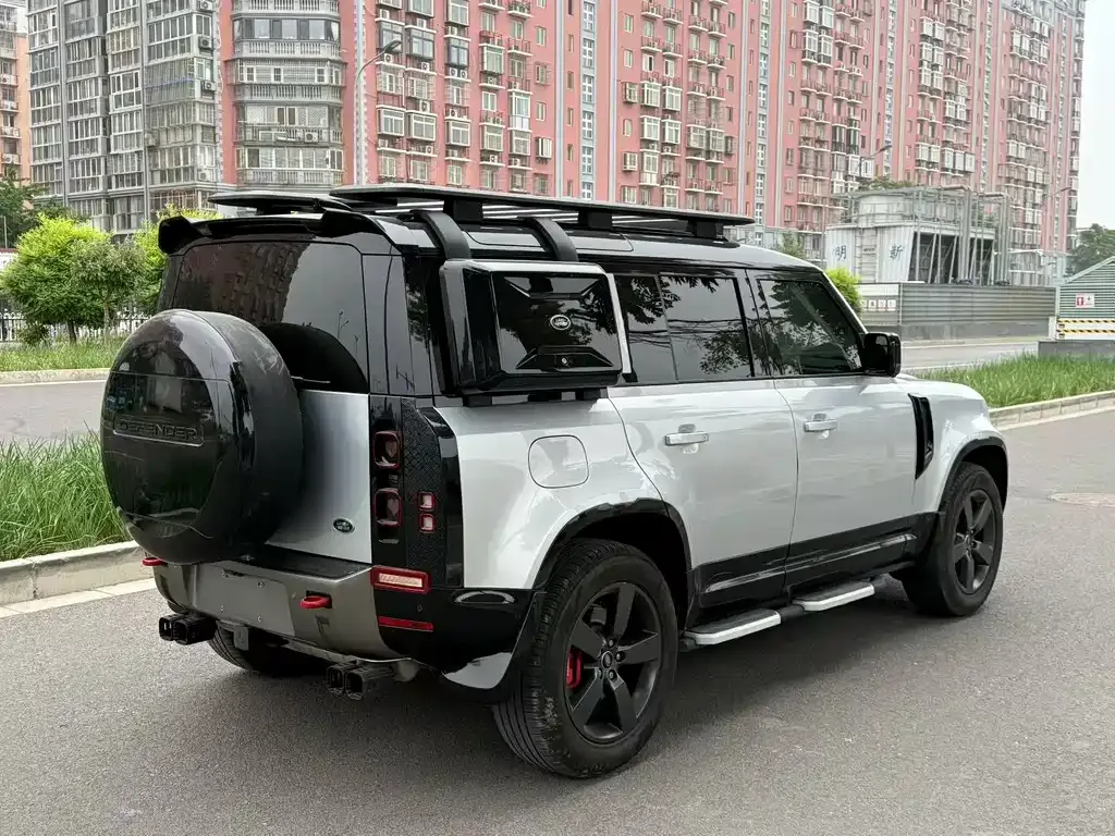 Land Rover Defender — фото 4
